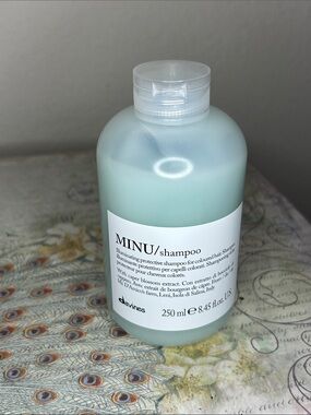 Davines MINU Shampoo - New from salon